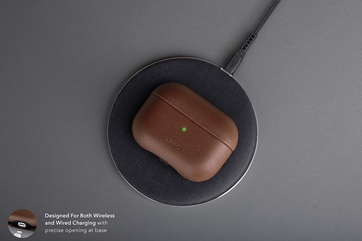 کاور ایرپاد پرو یونیک | Uniq Terra Geniune Leather AirPods Pro Case 4 کاور ایرپاد پرو یونیک | Uniq Terra Geniune Leather AirPods Pro Case فروشگاه اسپيگن ایران