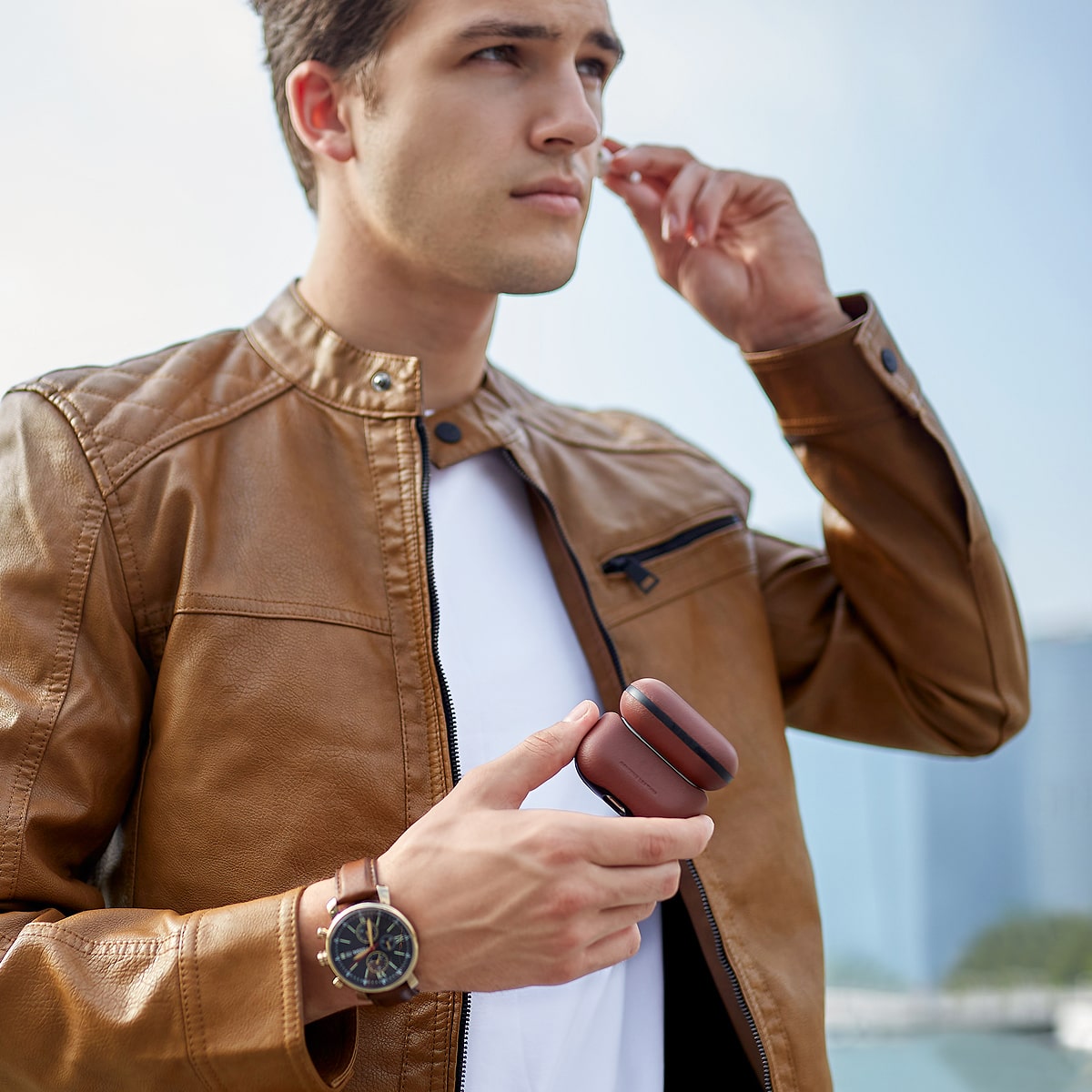 کاور ایرپاد پرو یونیک | Uniq Terra Geniune Leather AirPods Pro Case 3 کاور ایرپاد پرو یونیک | Uniq Terra Geniune Leather AirPods Pro Case