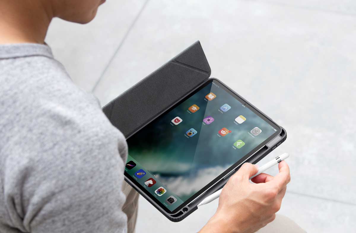 Uniq Moven Case iPad Air 10.9 (2020-2022)