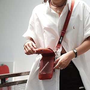 کیف اکسسوری SKINARMA JUNO Utility Sling Bag فروشگاه اسپيگن ایران